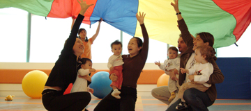 启稚摇篮早教加盟